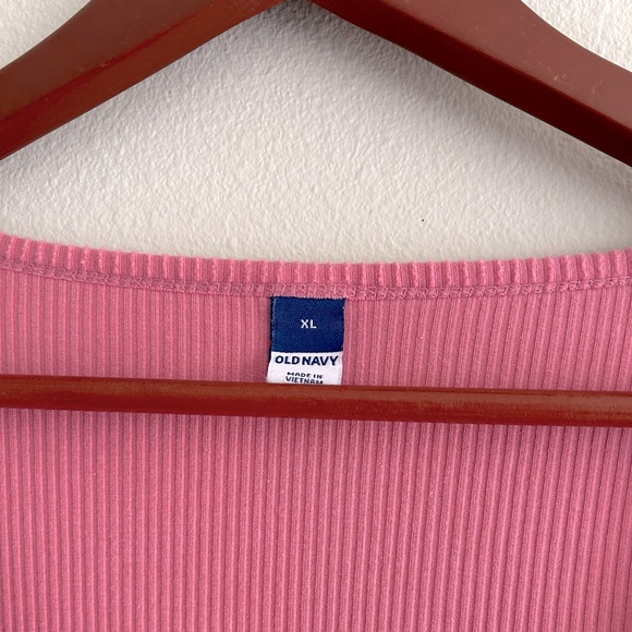 GUC Old Navy Plush Knit Long Sleeve V-Neck Tee - Picture 2 of 4